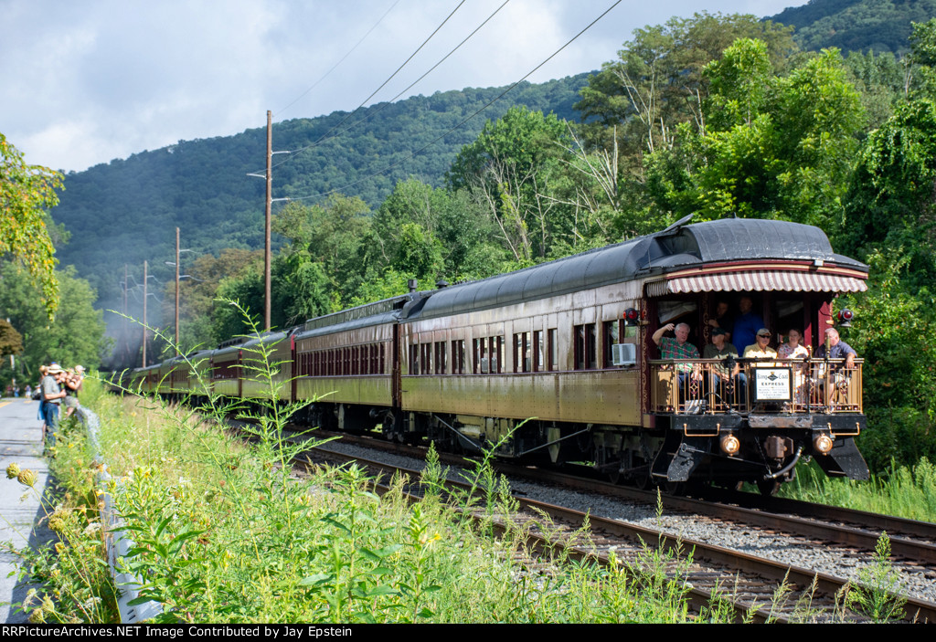 RBMN 1 brings up the rear of the Iron Horse Ramble